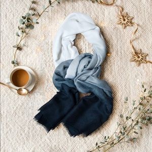 CUSHNIE Grey Horizon Ombre Scarf